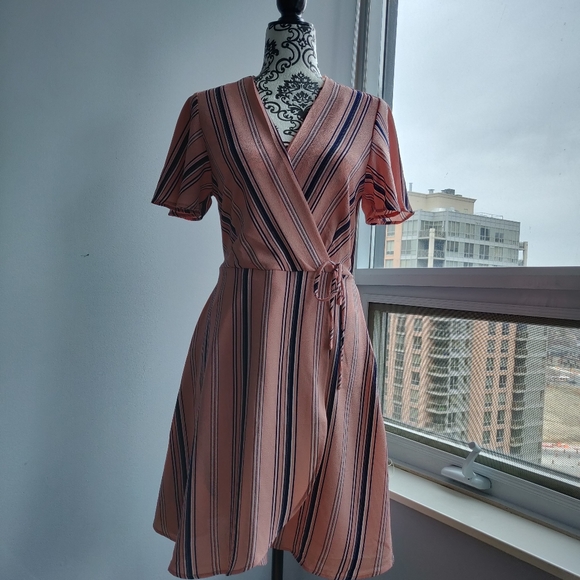 Monteau Wrap Style Stripe Spring Summer Cute Dress - Picture 2 of 8